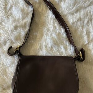 Chic Brown Leather Crossbody Bag